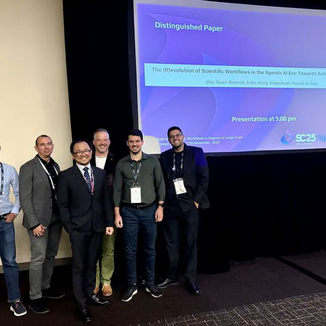 The (R)evolution of Scientific Workflows in the Agentic AI Era: Towards Autonomous Science